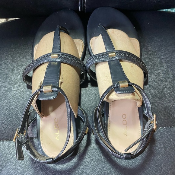 Aldo Black Thong Sandals Size 9 - Picture 12 of 14